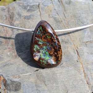 Pendentif Opale Boulder Multicolore