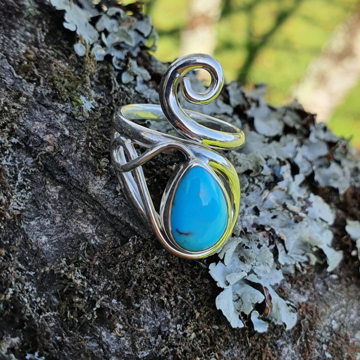 Bague Ancienne Turquoise Navajo Plaqué Or - Occasion - Style Ethnique Et Vintage