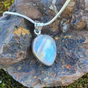 Pendentif Pierre De Lune Arc-en-Ciel Argent 925 | 6x8mm | Naturel | Hypoallergénique | Cadeau Bijou
