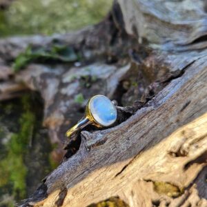 Bague en Pierre de Lune : Une touche d'élégance au quotidien