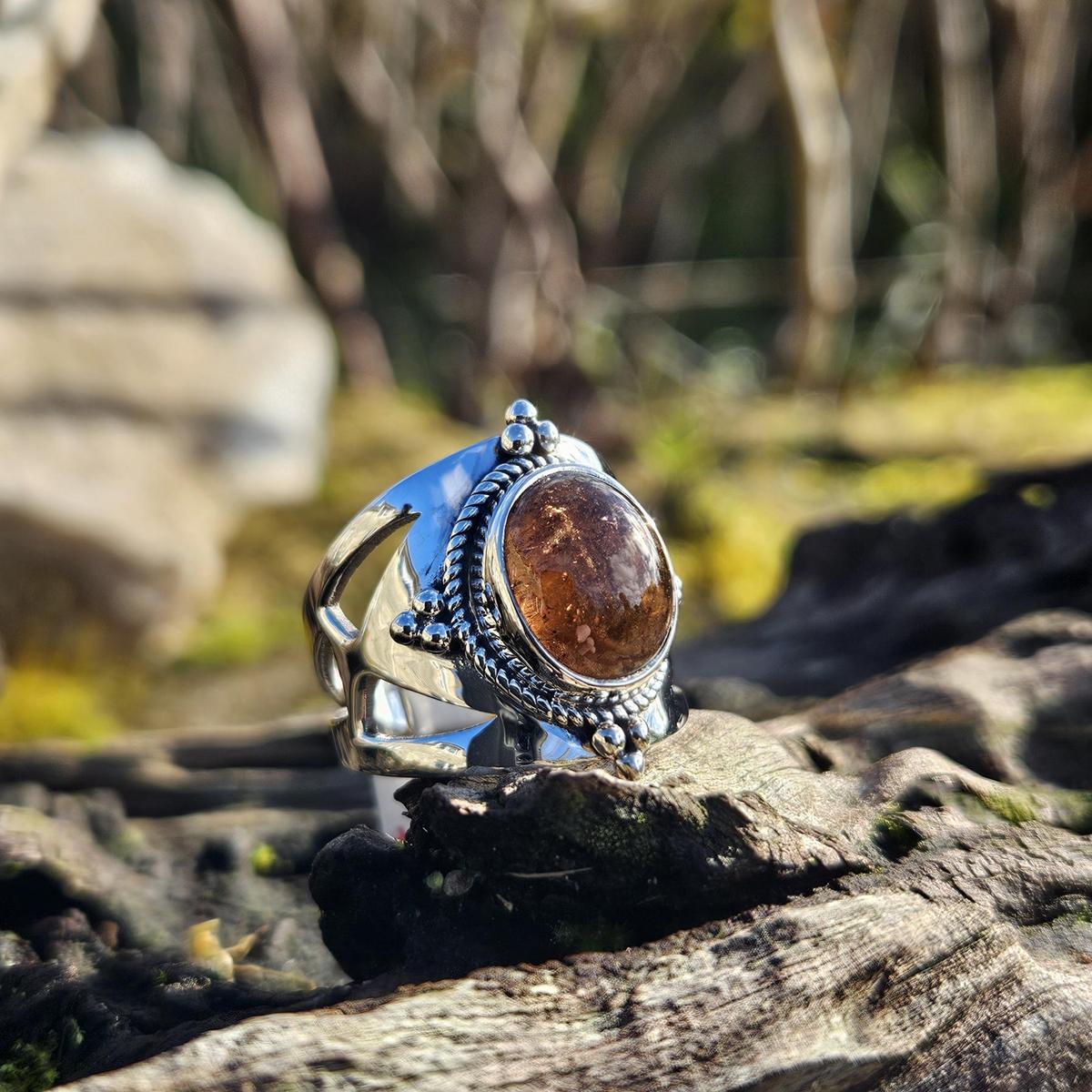 Bague Tourmaline – Tomette – Taille 56 Magnifique bague tourmaline rouge, orange et marron. Taille 56