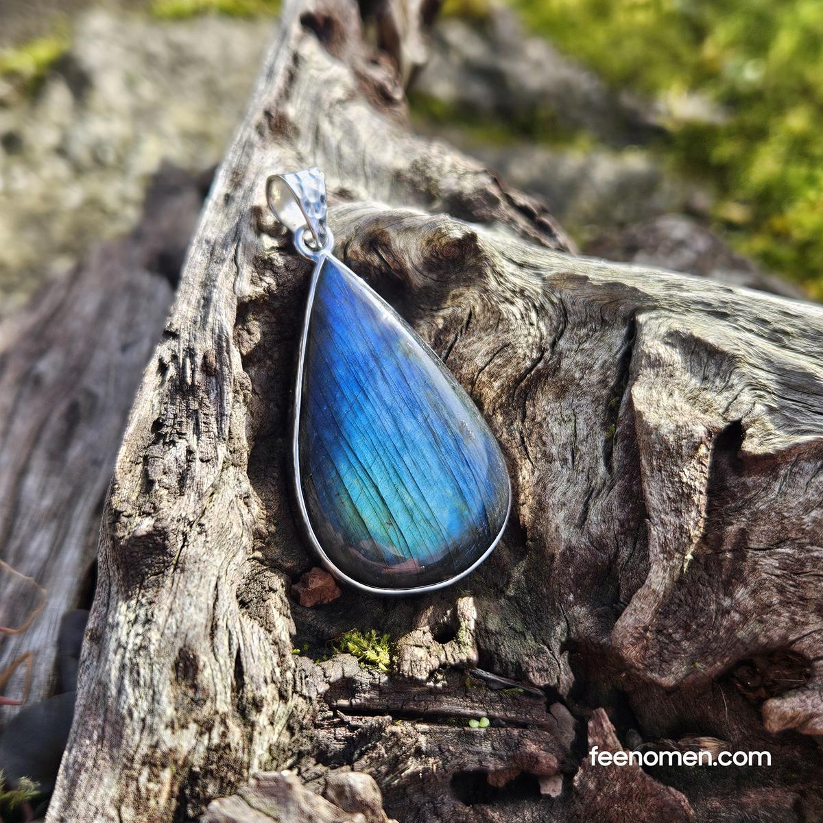 Pendentif Labradorite – Azur & Turquoise Pendentif Labradorite - Azur & Turquoise - Image 3